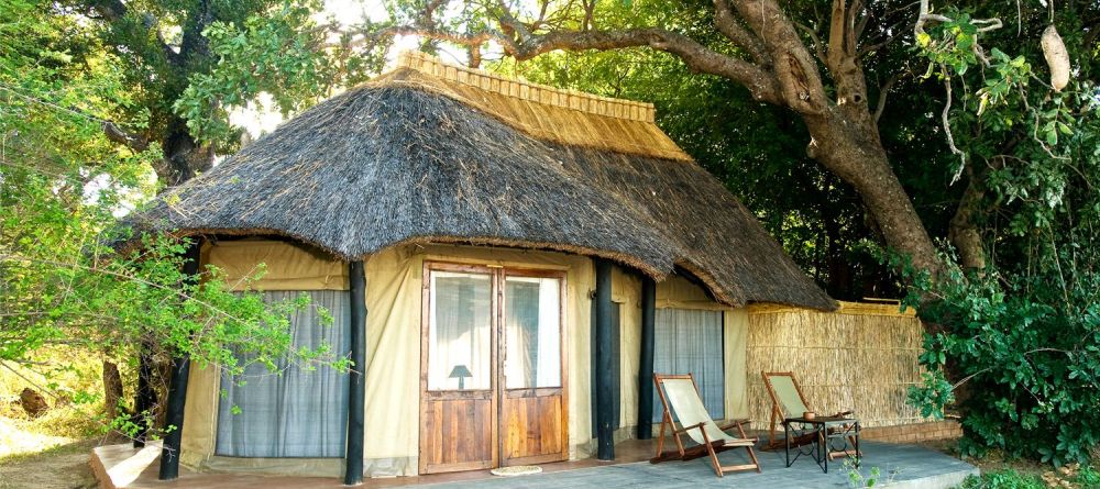 Chalet at Mchenja Bush Camp, South Luangwa National Park, Zambia - Image 8