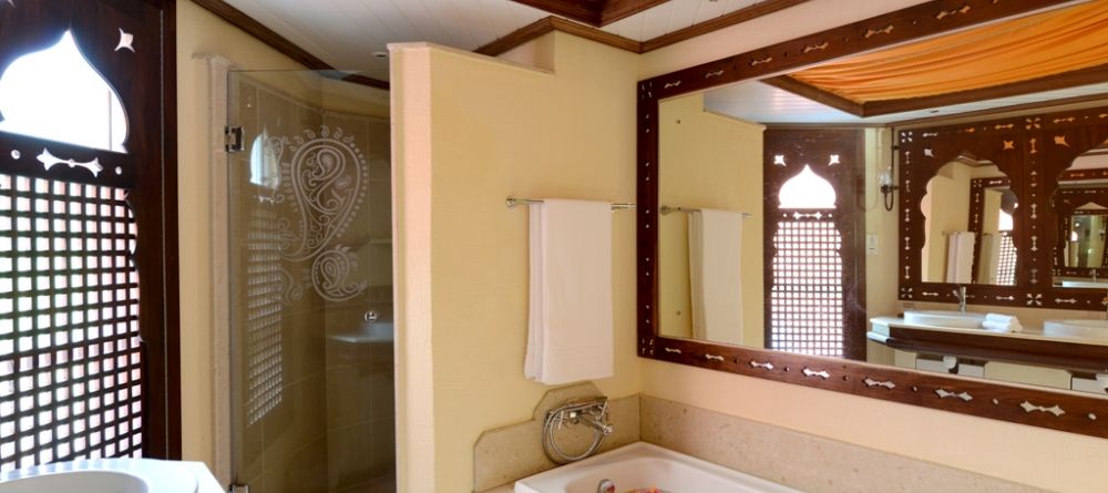 Bathroom at Paradise Cove Hotel and Spa, Anse la Raie, Mauritius - Image 10