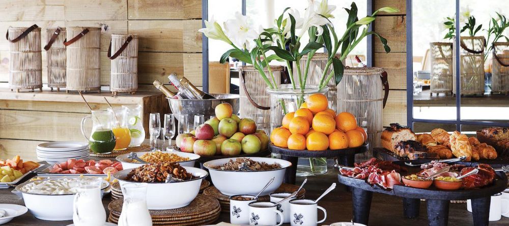 The breakfast spread at Londolozi Founders Camp, Sabi Sands Game Reserve, South Africa - Image 8