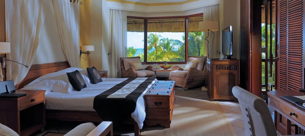 Club Junior Suite- Dinarobin Hotel & Golf Spa, Le Morne Peninsula, Mauritius - Image 12