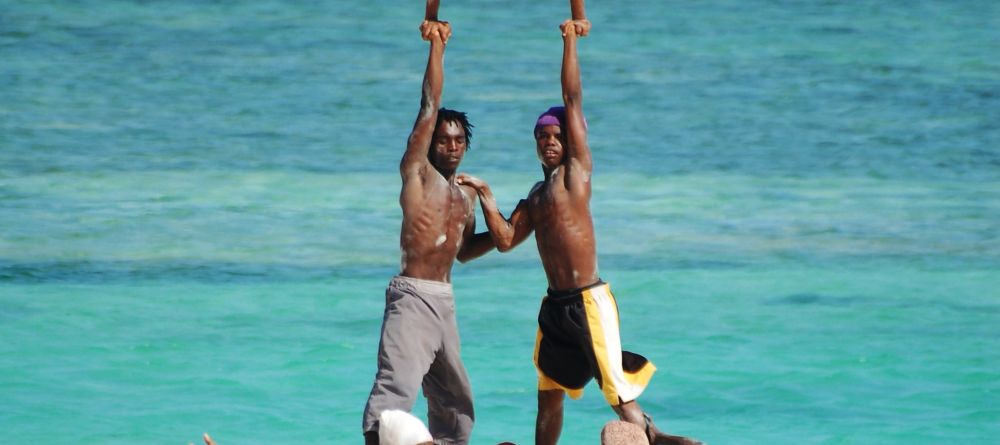 The always entertaining locals at Waterlovers, Diani Beach, Kenya - Image 15