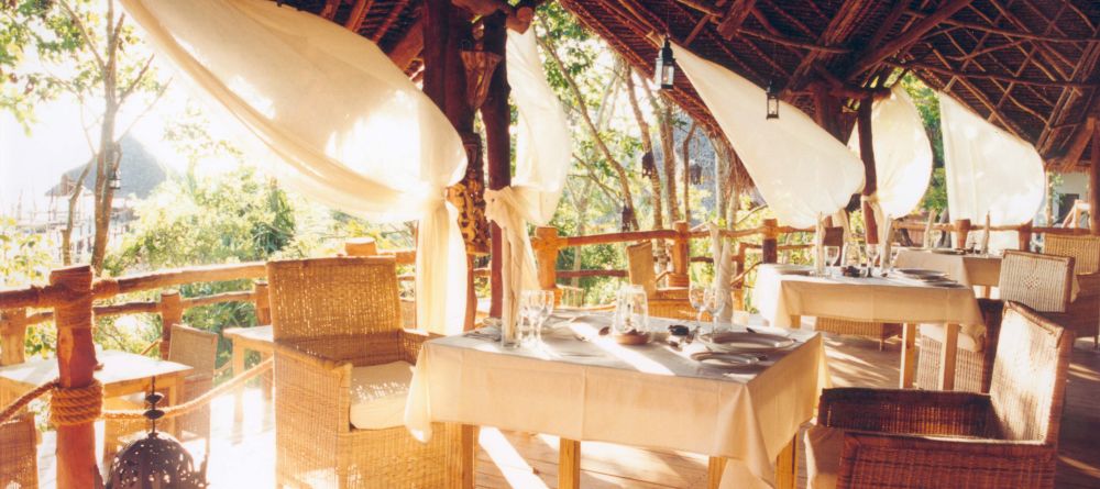 Dining area at Fundu Lagoon, Pemba Island, Tanzania - Image 6