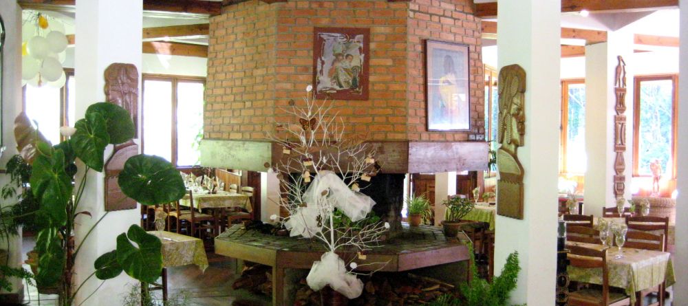 Lounge at Pavillon de L Emyrne, Antananarivo, Madagascar - Image 3