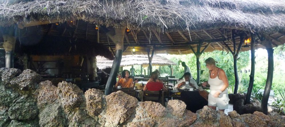 Dining area at Nile Safari Lodge, Murchison National Park, Uganda (Mango Staff photo) - Image 3