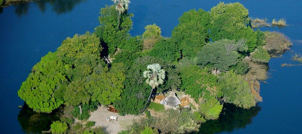 Island setting of Sindabezi Island Lodge, Livingstone, Zambia - Image 4