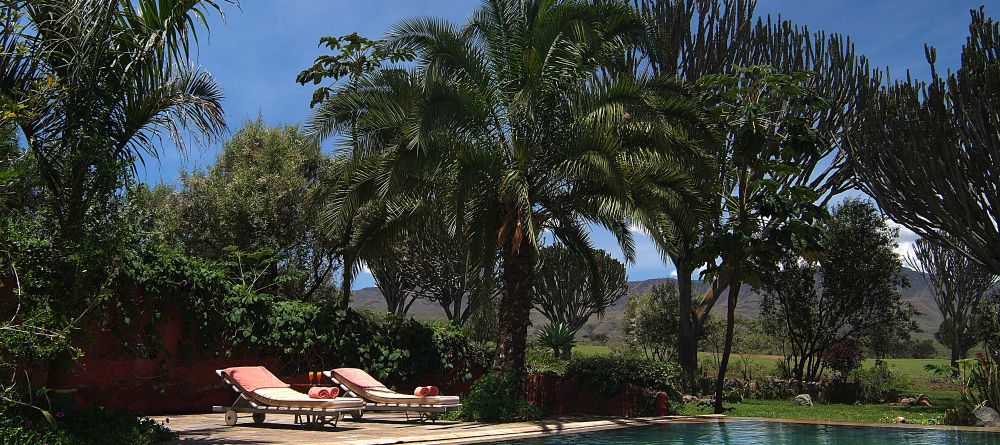 Swimming pool at Chui Lodge, Lake Naivasha, Kenya - Image 3