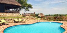 Twiga Safari Lodge  Poolside