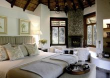 Guest room at Londolozi Founders Camp, Sabi Sands Game Reserve, South Africa